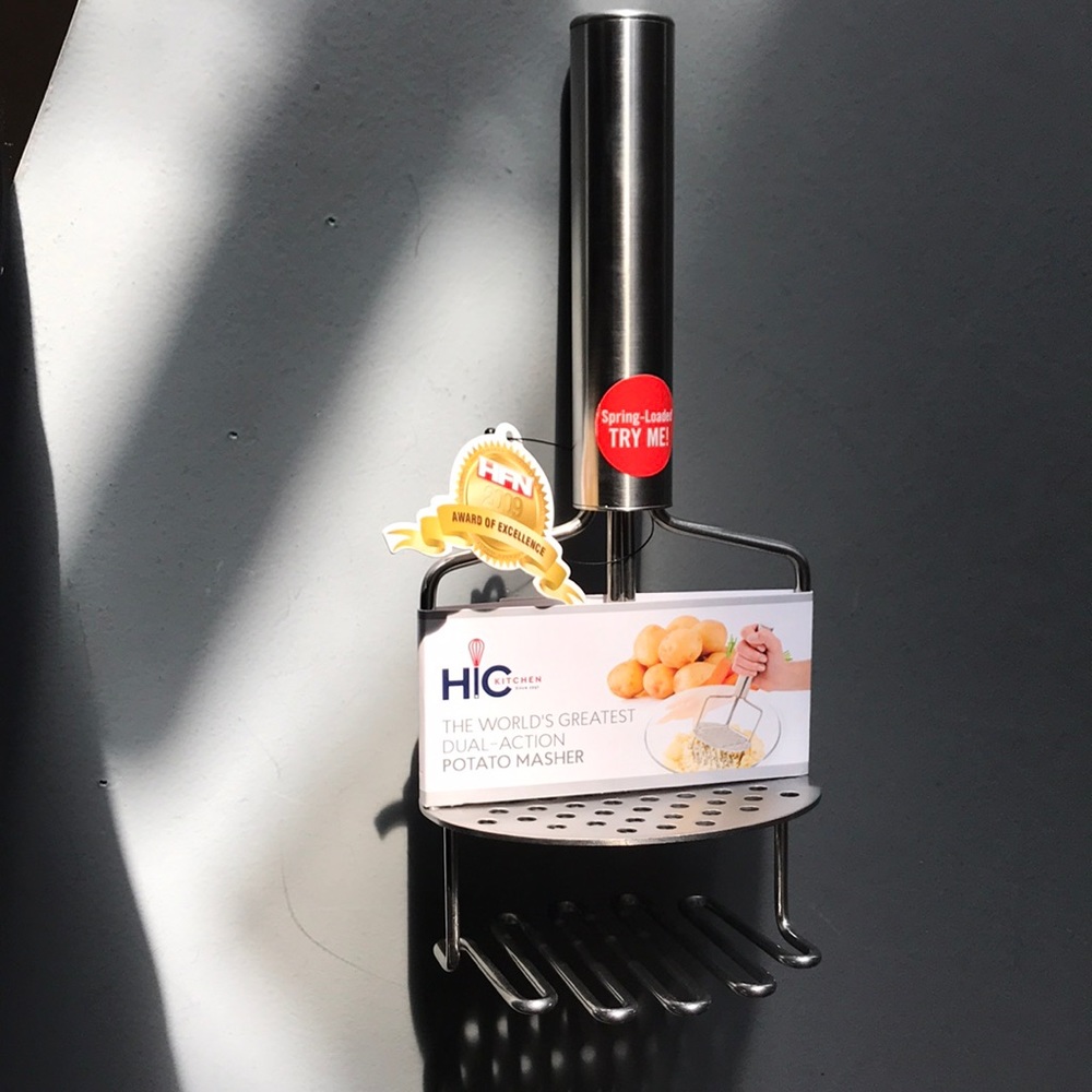 Dual-action potato masher